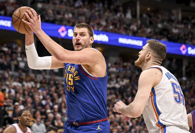 爱游戏平台 -德约科维奇关键节点赛况扑朔迷离，雄鹿带队取胜！(德约科维奇和纳达尔交手战绩)